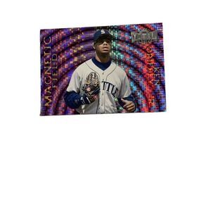 1997 fleer metal magnetic field ken Griffey Jr 4/10 rare rare mint condition
